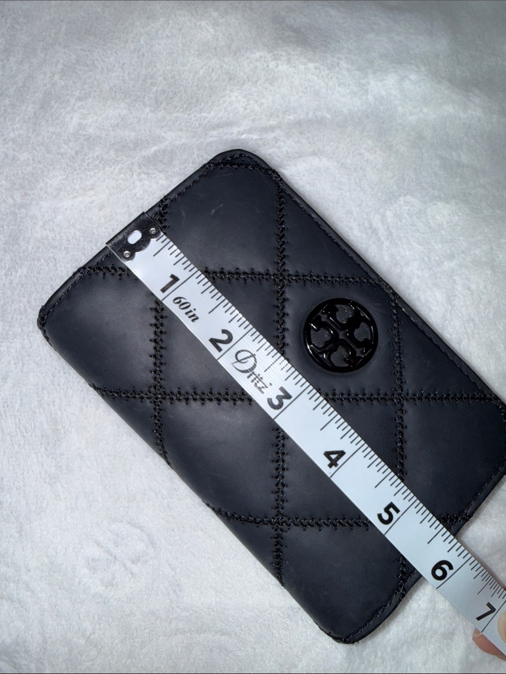 Tory Burch Black Quilted Wallet - Picture 5 of 7